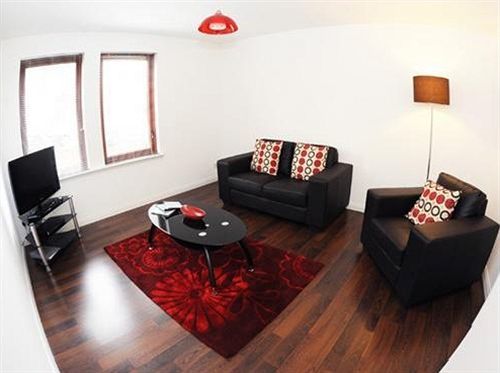 Aberdeen Serviced Apartments - Bloomfield Kültér fotó